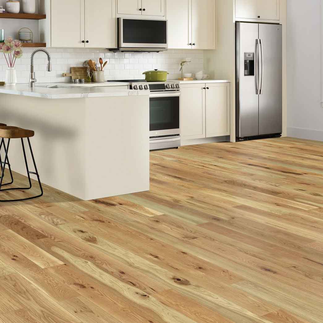 Bruce Engineered Hardwood Folklore Oak Natural SGEK804S room