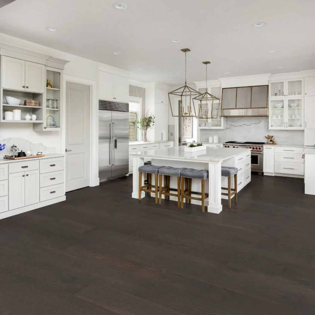 Earthwerks Engineered Hardwood Escalera Pascolo EARESC758 room