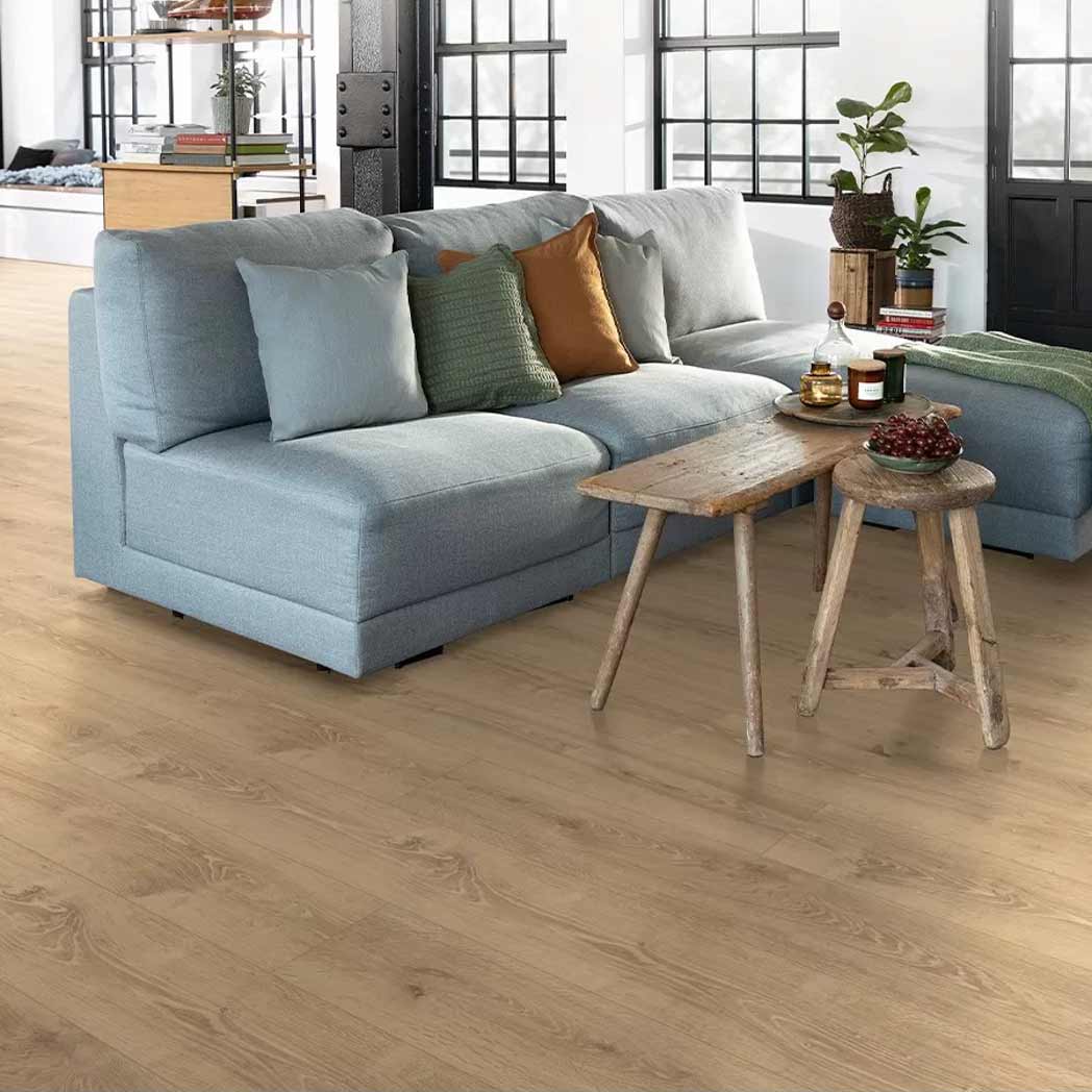 Hallmark Floors Laminate Crescendo Legato Oak CRE968LEGO room