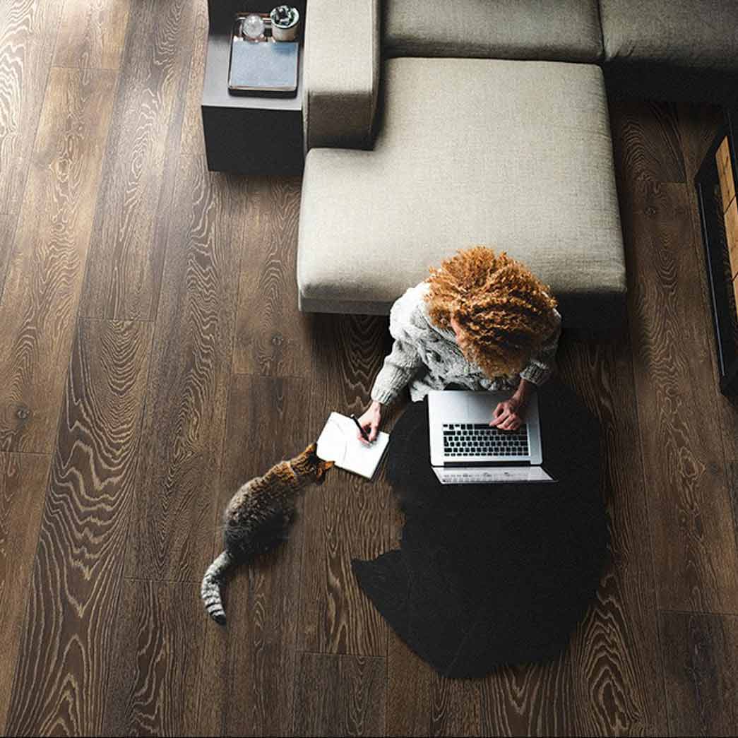 Hearthwood Laminate Living Tree Collection Wild Truffle HL8102E09 room