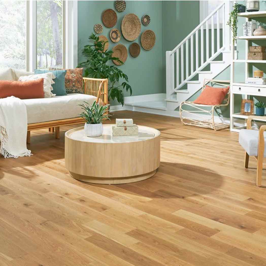 Impressions Flooring Solid Hardwood Dover Ridge White Oak Natural IHC5WONATWB room