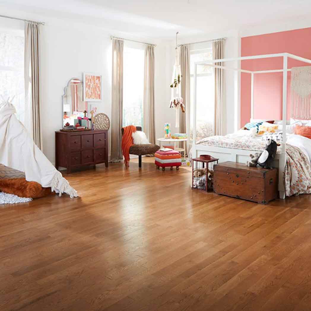 Impressions Flooring Solid Hardwood Hampton Gunstock IHC2GUNSQ room