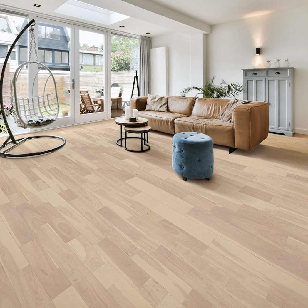 Mullican Engineered Hardwood Tennessee Artisan Whispering Bluff Hickory MLC50895 room