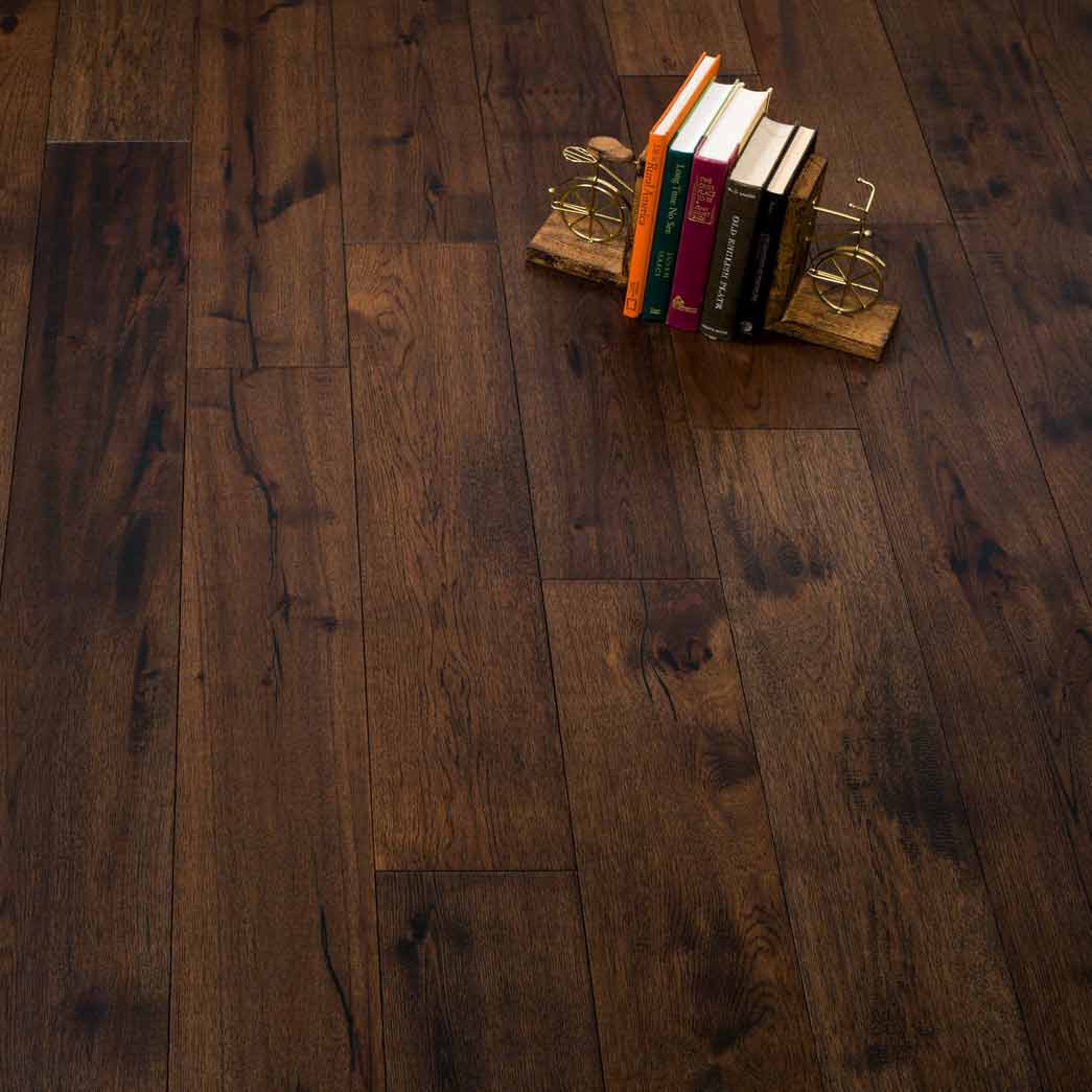 Naturally Aged Flooring Engineered Hardwood Medallion Collection 91198 Desert Shadows 16 room