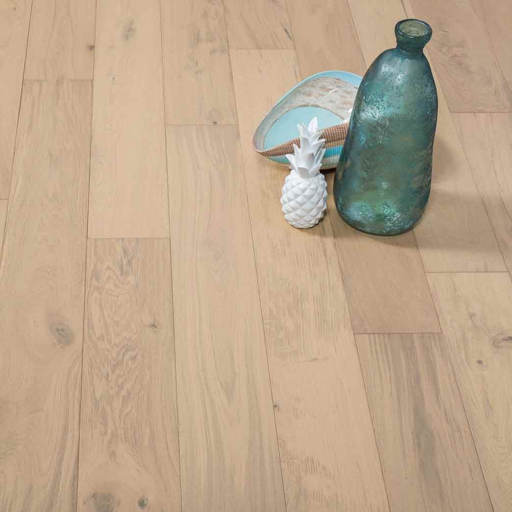 Naturally Aged Flooring Engineered Hardwood Wirebrushed Series 91199 White Mist 41 room