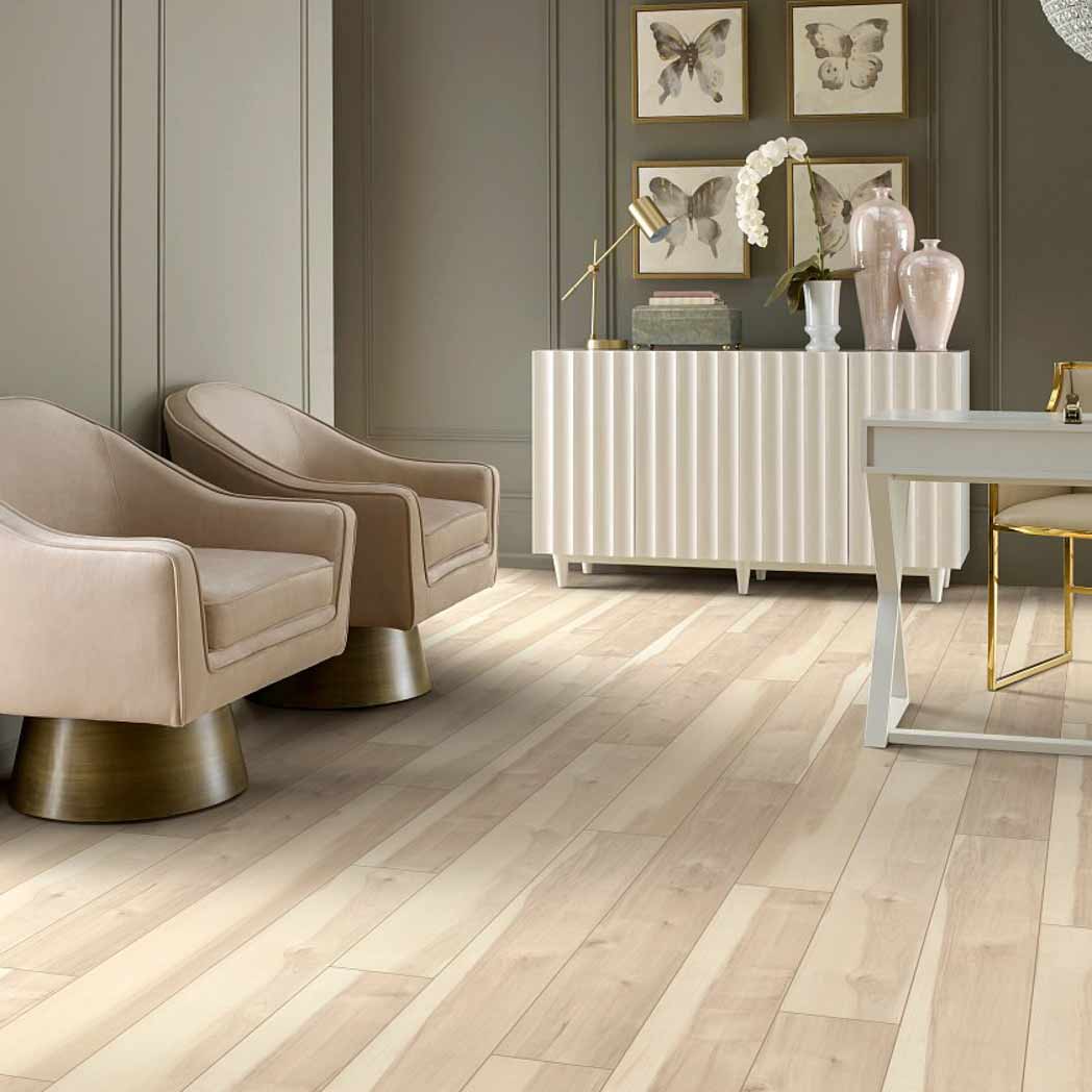Shaw SPC LVP Allegiance Plus Acc Bevel 2019V Atlas Maple 01039 room