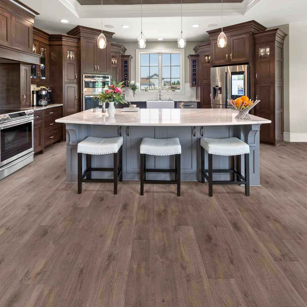 Shaw SPC LVP Allegiance Plus Acc Bevel 2019V Chapman 07067 room