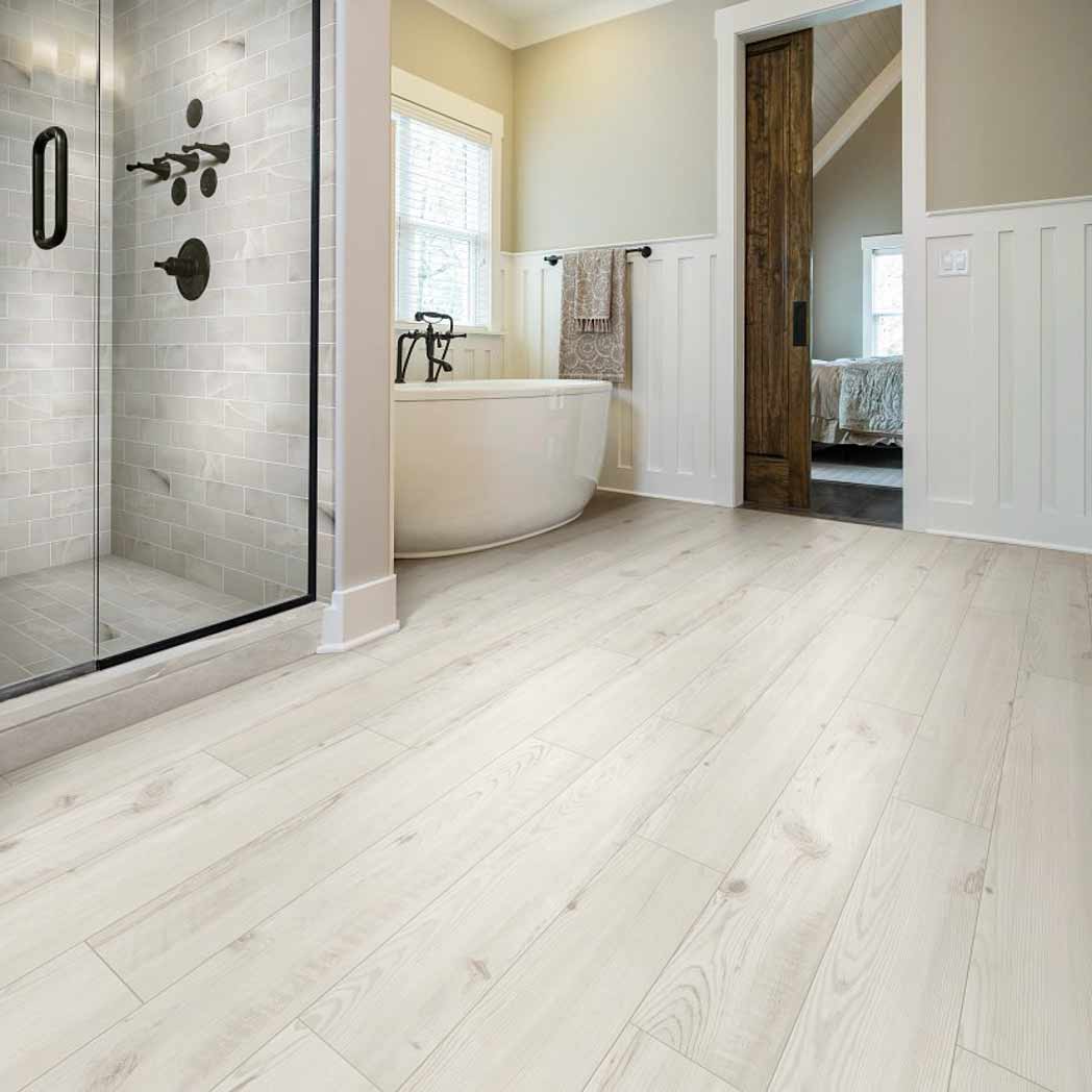 Shaw SPC LVP Allegiance Plus Acc Bevel 2019V Jackson Pine 01040 room