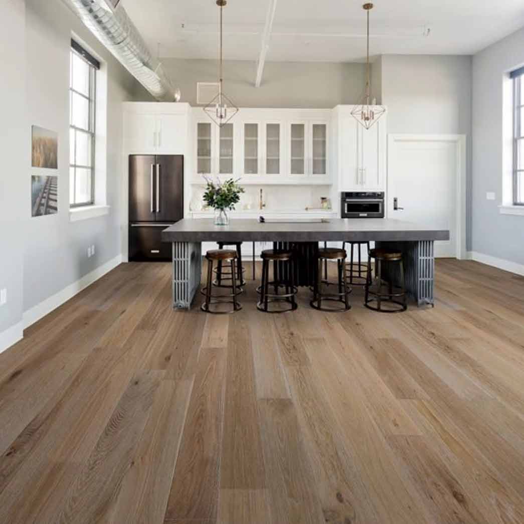 Southern Wholesale Chesapeake Oak Engineered Hardwood Boardwalk Oak room