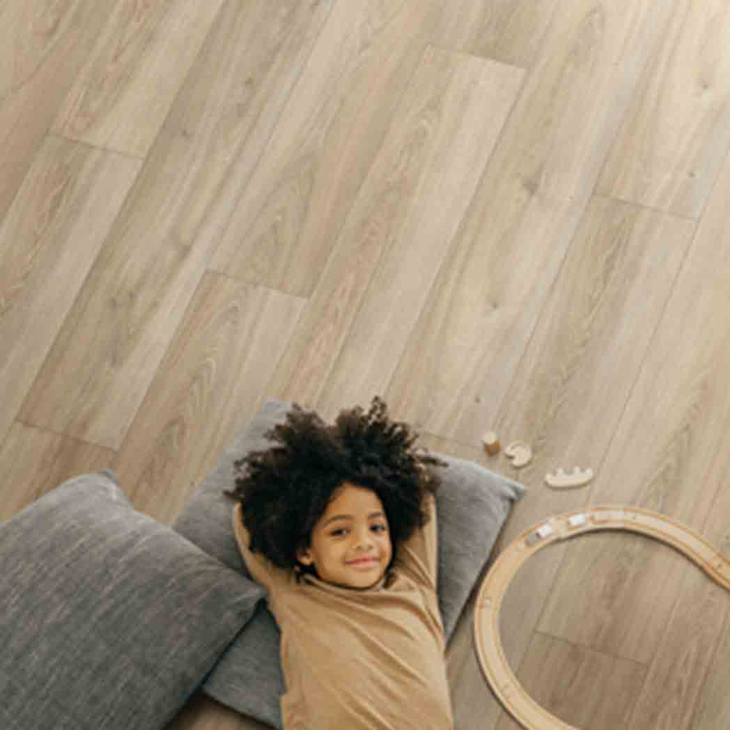 Tarkett Laminate HydroSolutions Canal Oak Bluff HS031 room