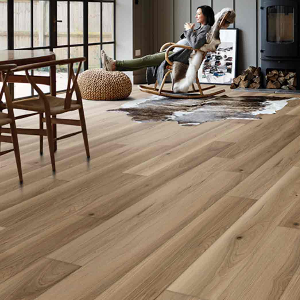 Tarkett ProGen Plus LVT Tailored Hickory Au Naturale TAR270315021 room