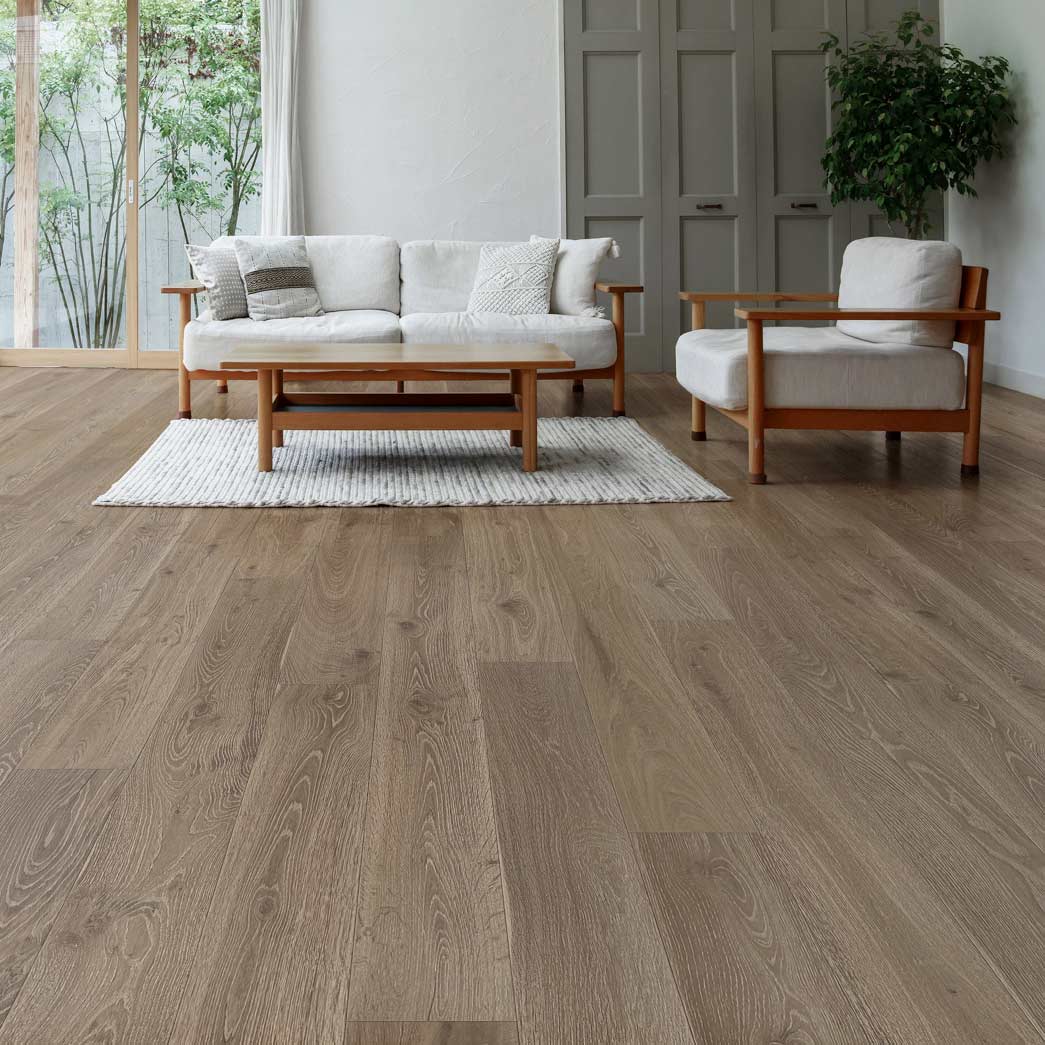 Terra Floors Quercus Tavern-Driftwood 9/16" European White Oak 3mm Veneer Wirebrushed 7.5" Engineered Hardwood Flooring-Room Scene