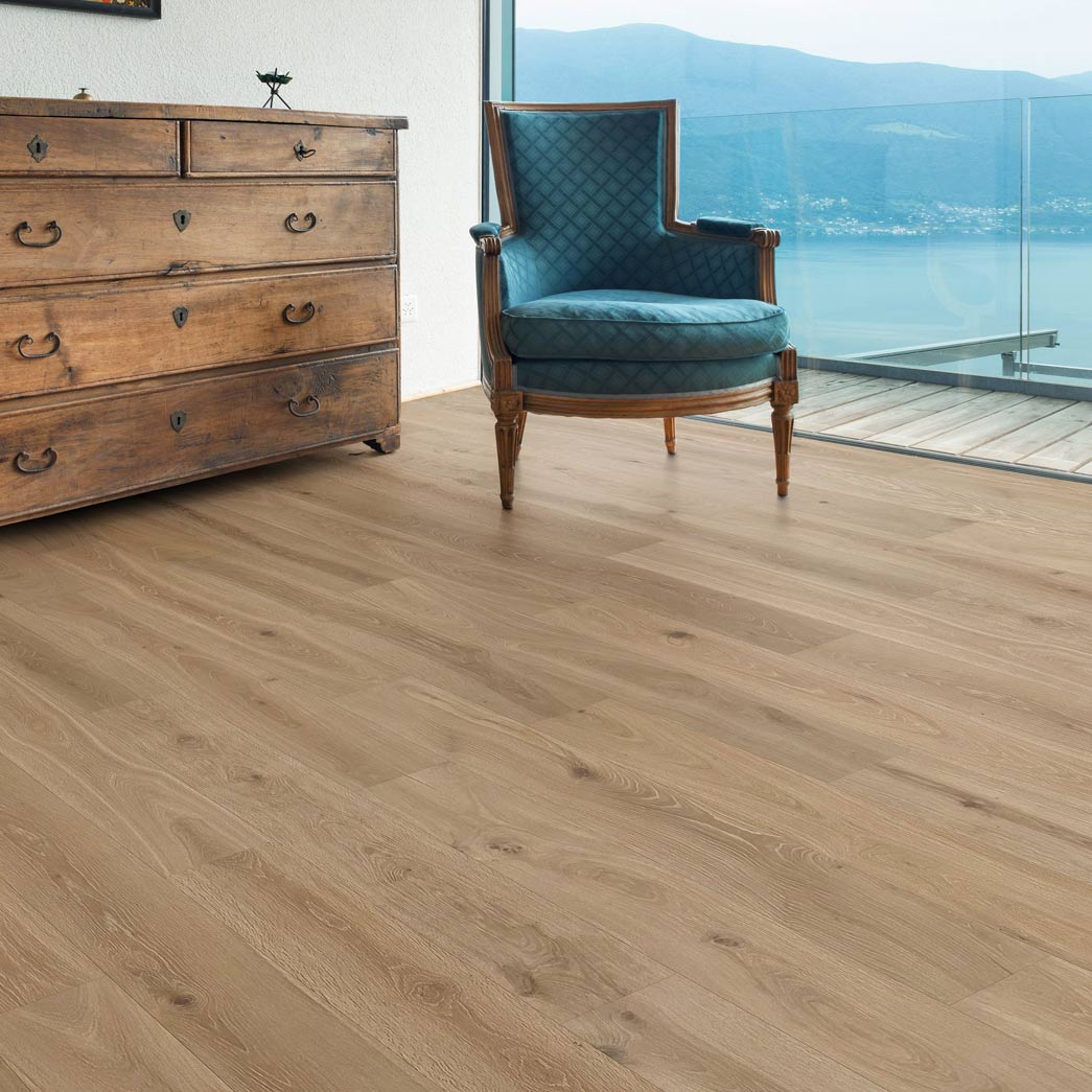 Xulon Westview-Wheat 9/16" European White Oak 3mm Veneer Wirebrushed 7.5" Engineered Hardwood Flooring-Room Scene