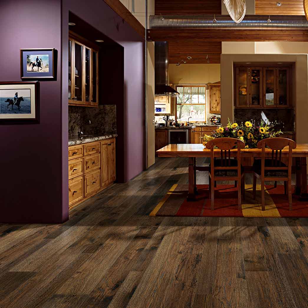 Hallmark Monterey Hickory Casita MY468CASH Scene1