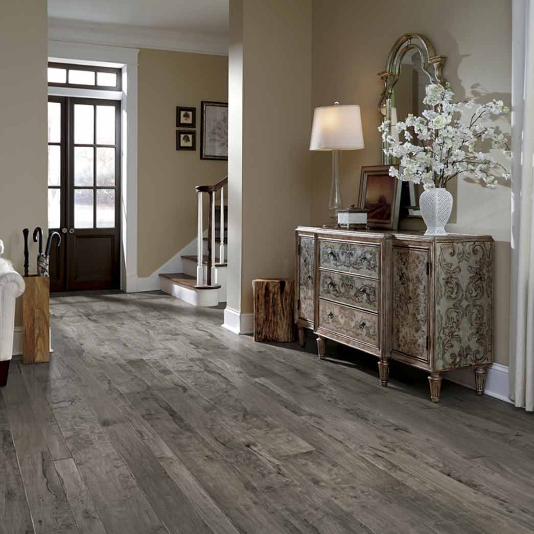 Mannington-Hardwood-Pacaya-Mesquite-Ash-PMQ07ASH1-(Room-Scene)