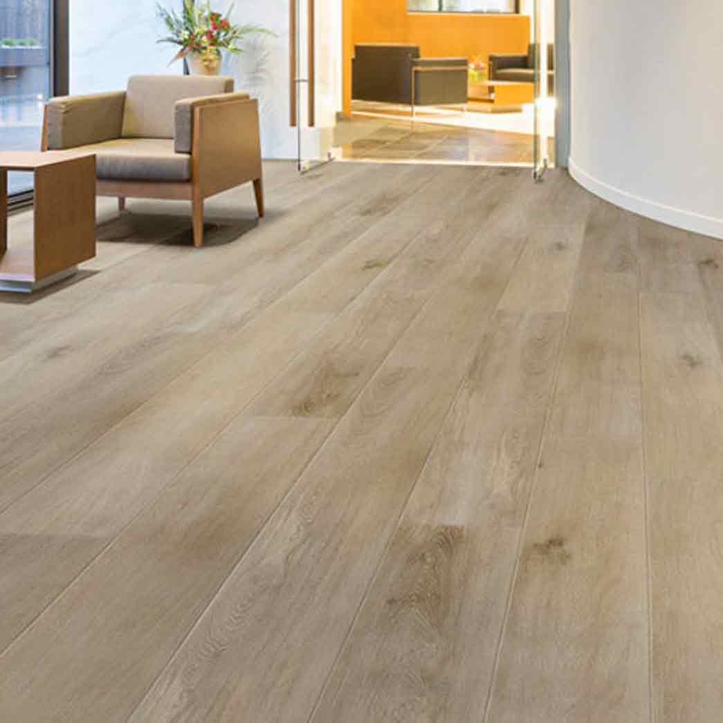 MetroFlor-San-Marcos-Oak-DN1445117-Waxed-Greige-room scene 1